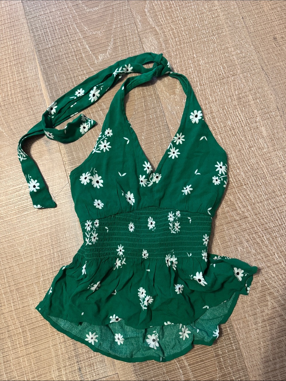 American Eagle Women’s XS Green Tie Halter Top